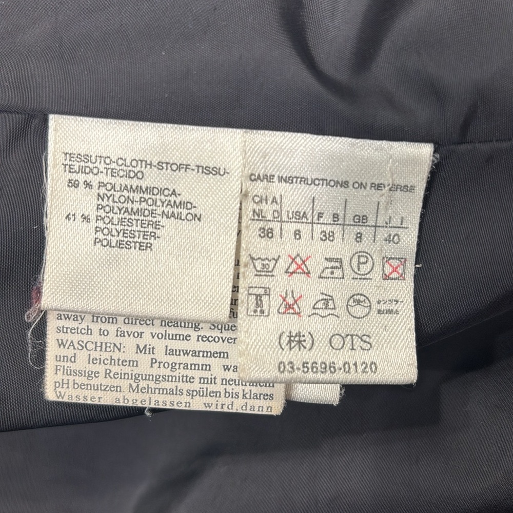 MaxMara Weekend Black Puffer Winter Coat Jacket with Fur Trim Women’s size 6 - Picture 11 of 12